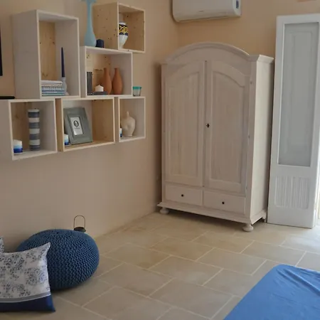 בית נופש Dimora Cavalieri Charming House Salento Puglia אנדרנו